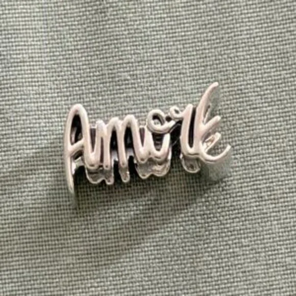 Authentic Amour Script Charm - Picture 3 of 5